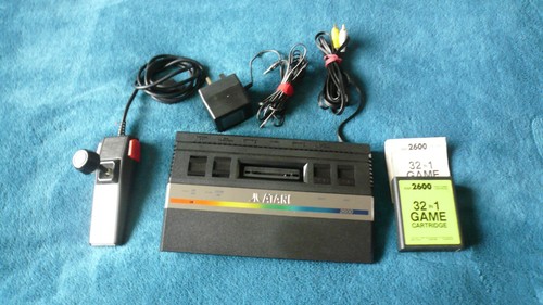 Atari 2600 junior console - atari,
